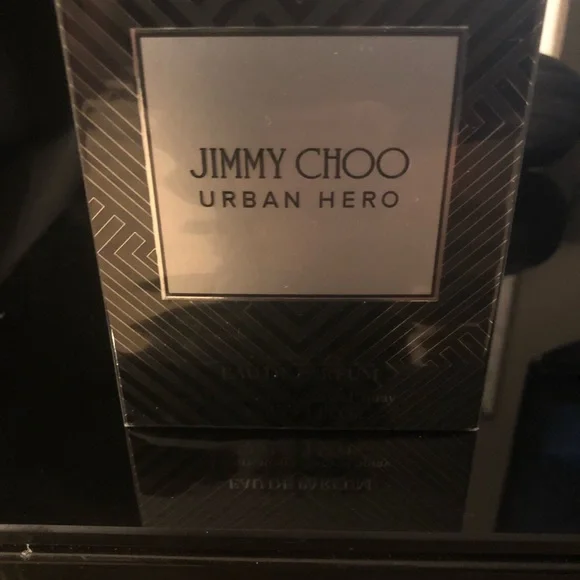 SOLD!!Brand New Sealed Jimmy Choo Urban Hero luxury men’s medium size 30 size!! - Picture 3 of 4